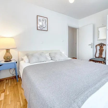 City Center Apartments Niva Ragusa Esterno foto