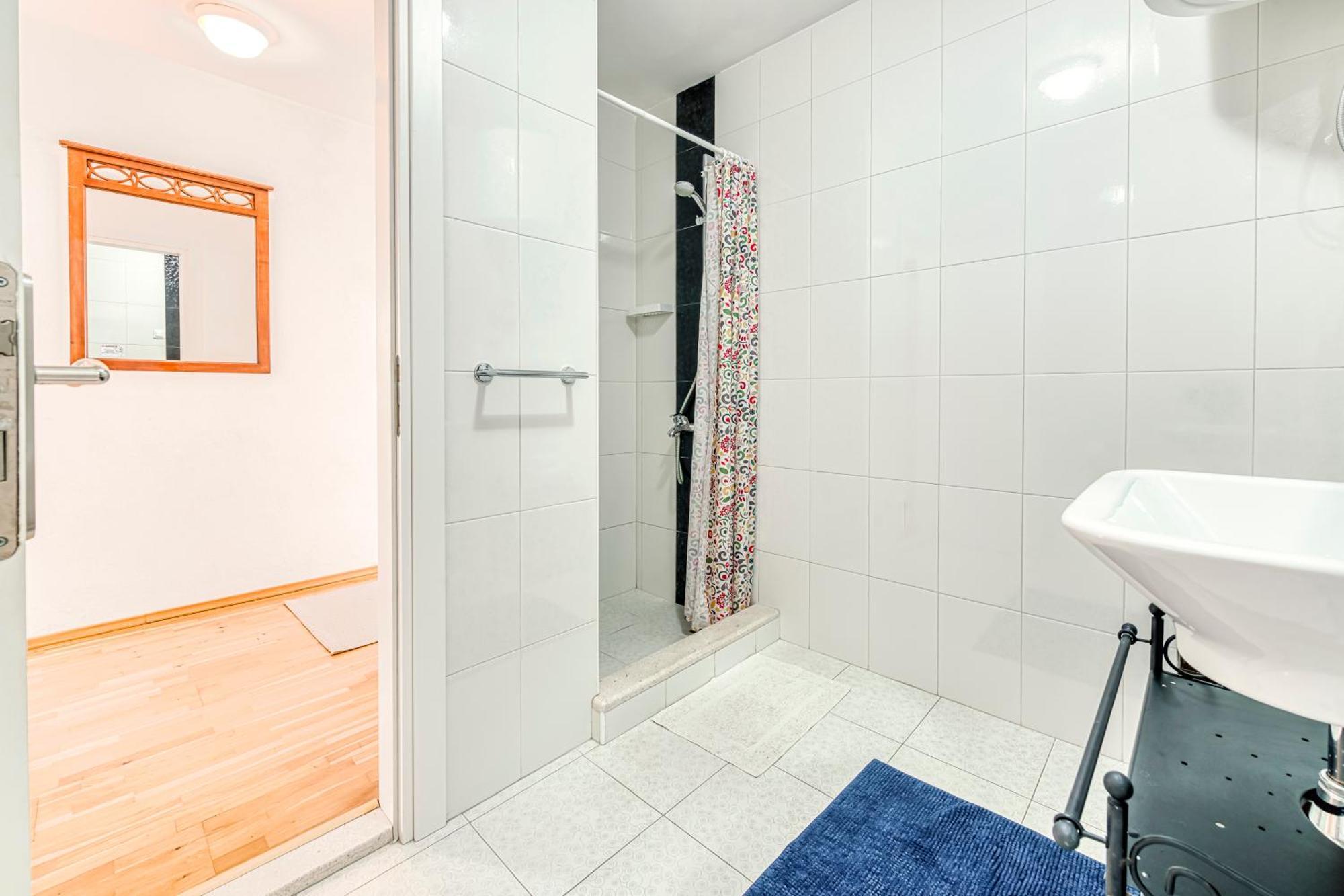 Center Niva Apartment *