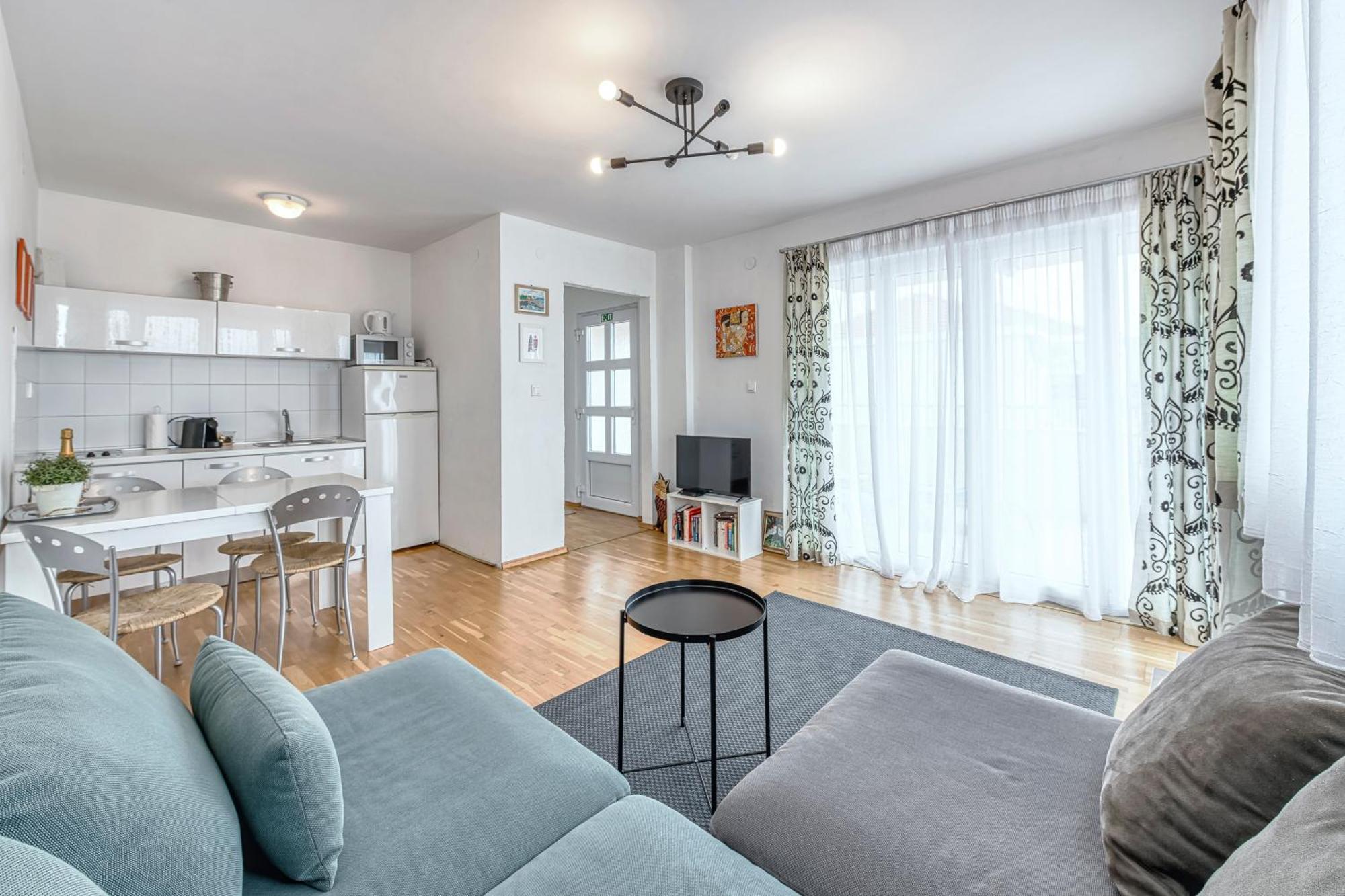 Apartment Center Niva *