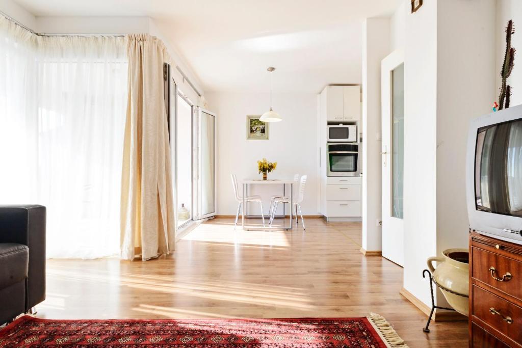 Apartment Center Niva